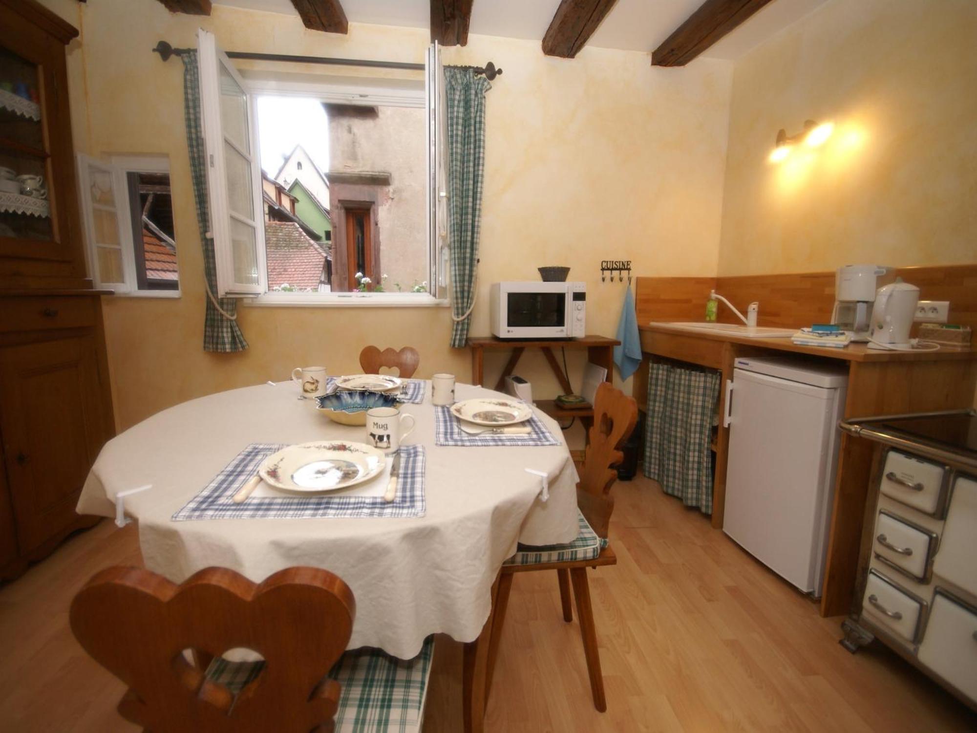 An Apartment In A 17Th Century Wine Grower S House Riquewihr Esterno foto