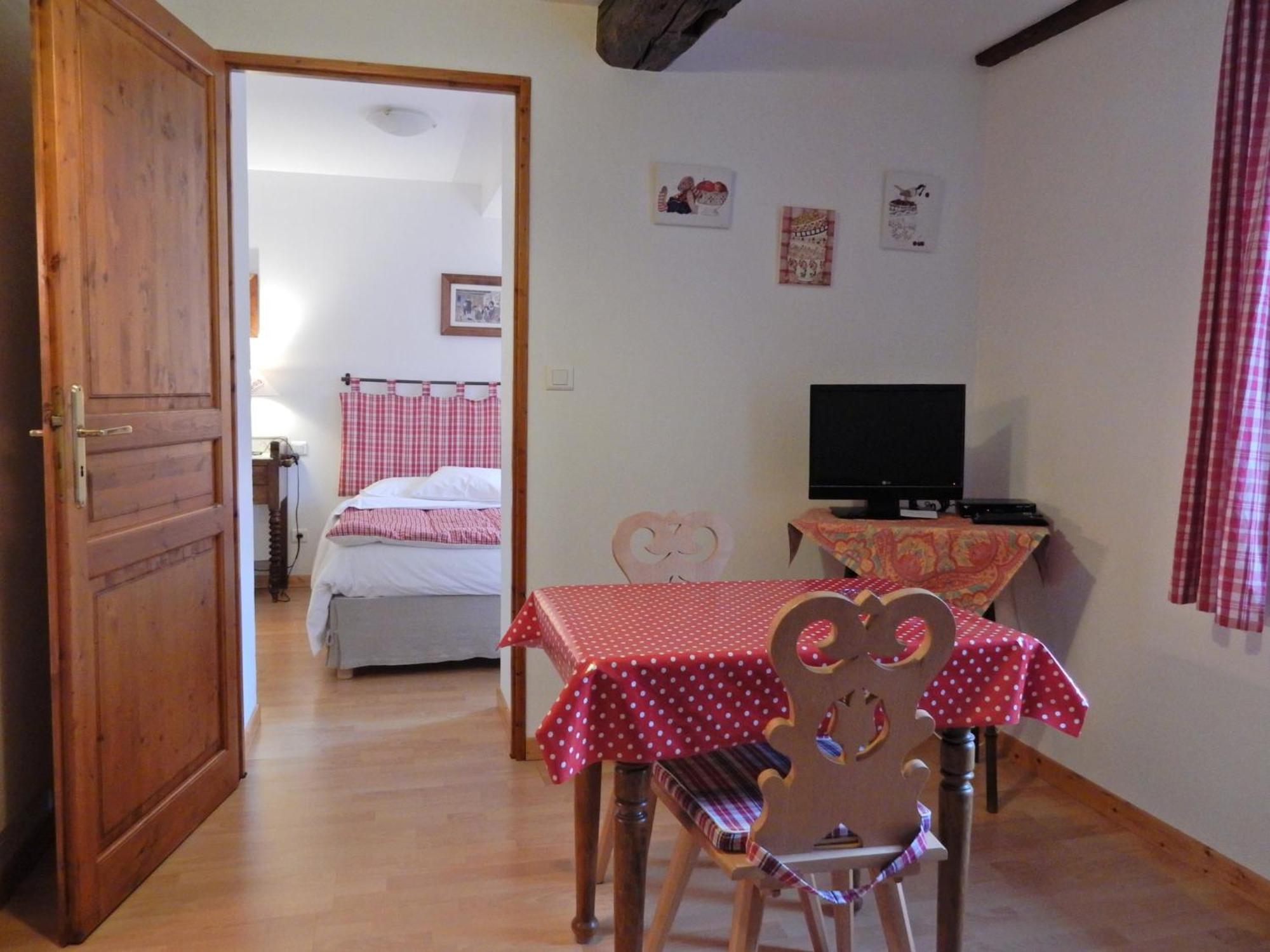 An Apartment In A 17Th Century Wine Grower S House Riquewihr Esterno foto